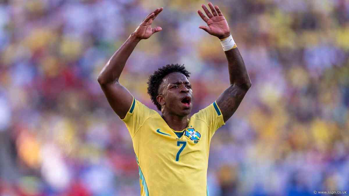 Brazil battle World Cup 'nerves' in 'really bad' s...