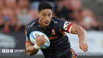 Ospreys sign Australia centre Foketi