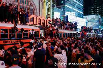 New York celebrates as Knicks win historic NBA championship against San Antonio Spurs