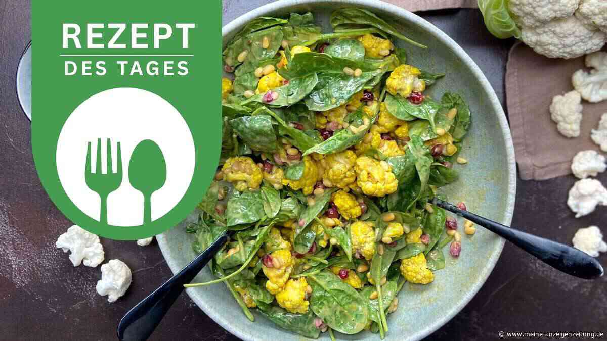 Veganer, orientalischer Blumenkohlsalat kombiniert warme Gewürze mit fruchtiger Frische