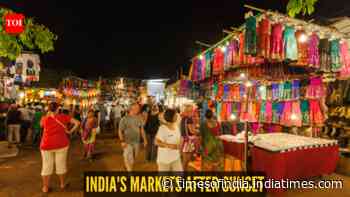 From music to handicrafts: 5 Indian markets that come to life at night, and what travellers need to know