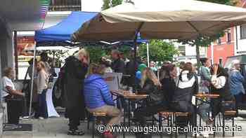 Feucht-fröhlicher Shopping-Abend in Vöhringen: So kam das Late-Night-Shopping an