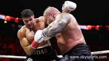 Fury beats former World's Strongest Man Hall by decision