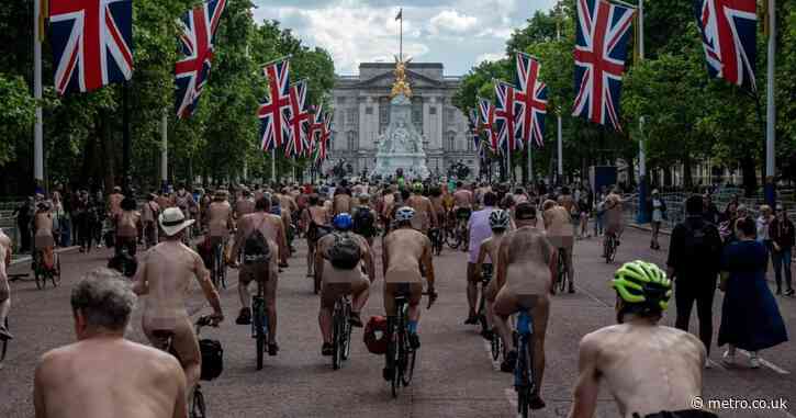 London naked bike ride: start time and routes as 1,000 cyclists ready to bare all