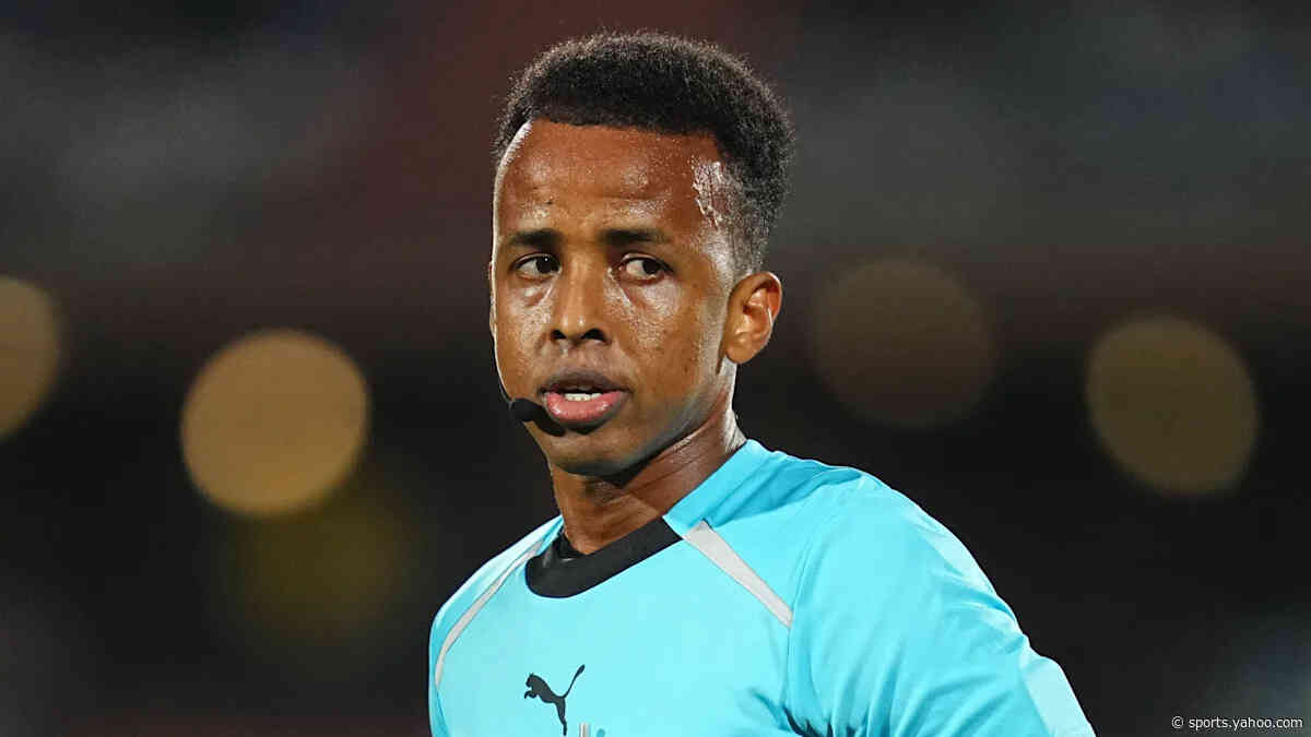 Fifa to pay Somali referee Artan full World Cup fee