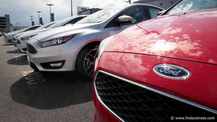 Ford recalls more than 255,000 Focus vehicles over engine stall risk
