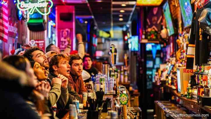 'Still very immature': Texas sports bar owner sounds alarm on NFL's streaming pivot