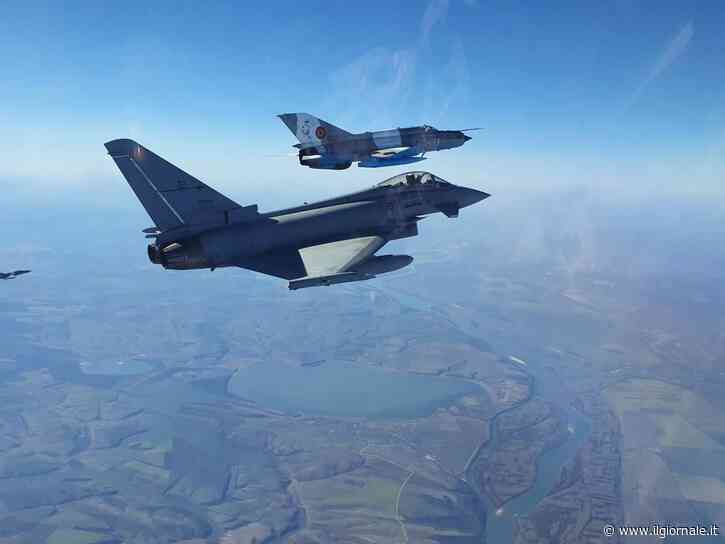 Caccia italiani contro droni russi: alta tensione sul confine est della Nato