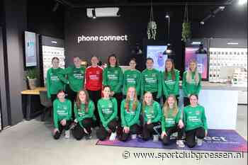 Het meiden team MO15-1 heeft Nieuwe shirtsponsor.
