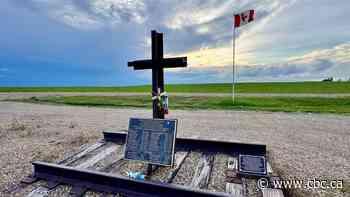 New memorial marks one of Canada's deadliest — but less known — highway accidents