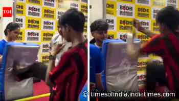 What this boy did during martial arts training in an Indian school is winning hearts online; many say it is great upbringing: Watch