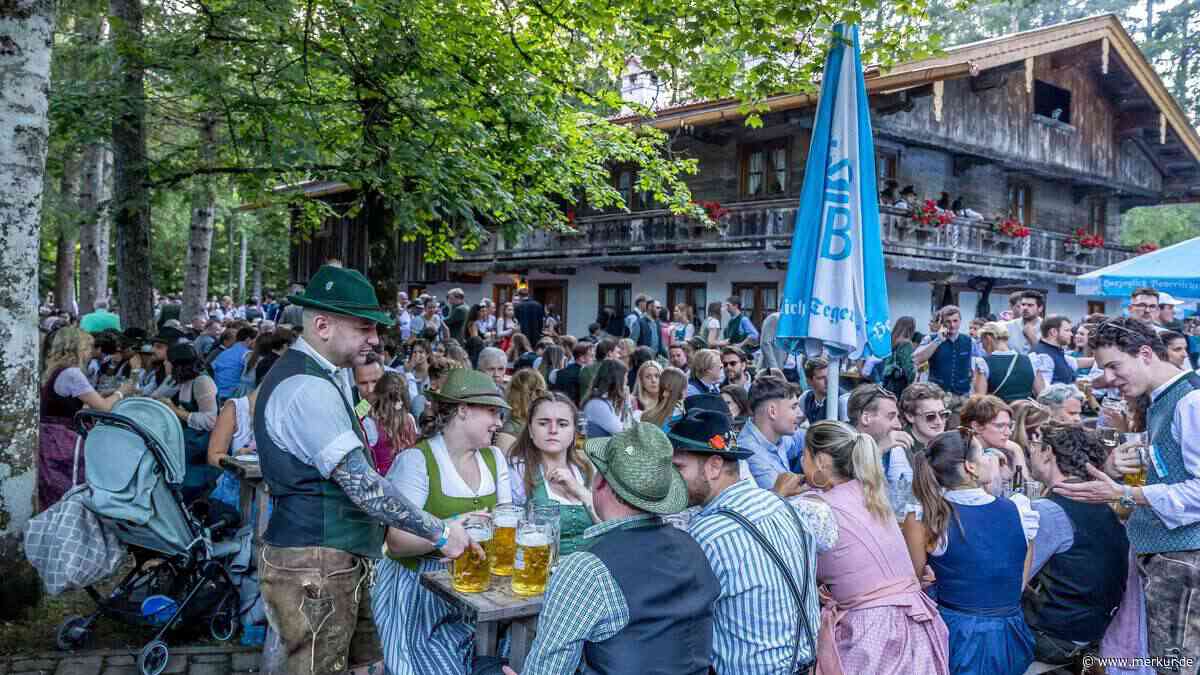 Waldfest-Auftakt am Tegernsee: Tausende stürmen am Samstag den Festplatz in Kreuth