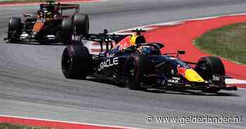LIVE Formule 1 | Strategisch steekspel begonnen in snikheet Barcelona, Max Verstappen heeft het zwaar