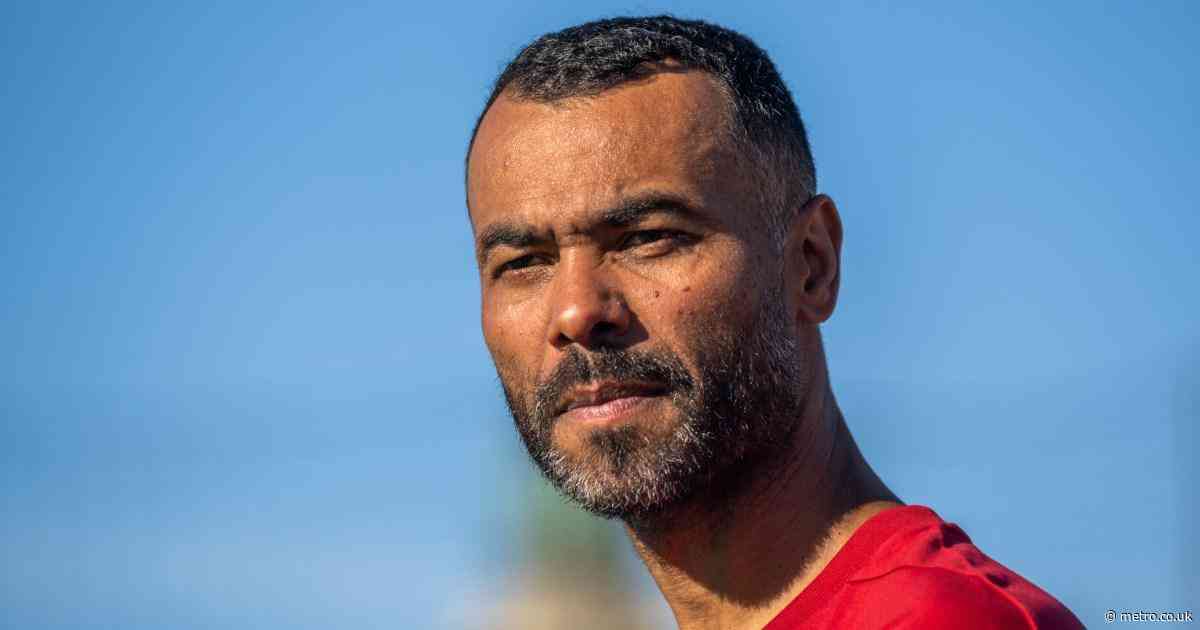 Ashley Cole urges Xabi Alonso to block £43m Chelsea transfer