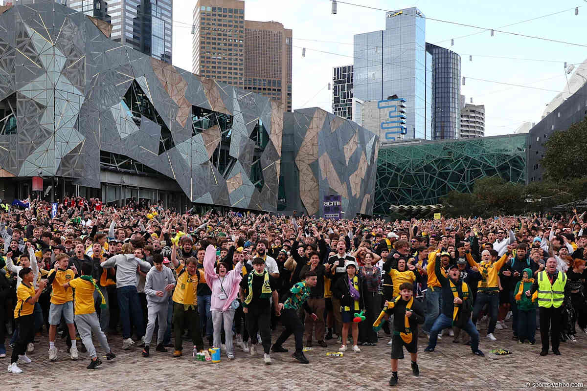🤩 Shock win in World Cup opener: city of millions goes crazy