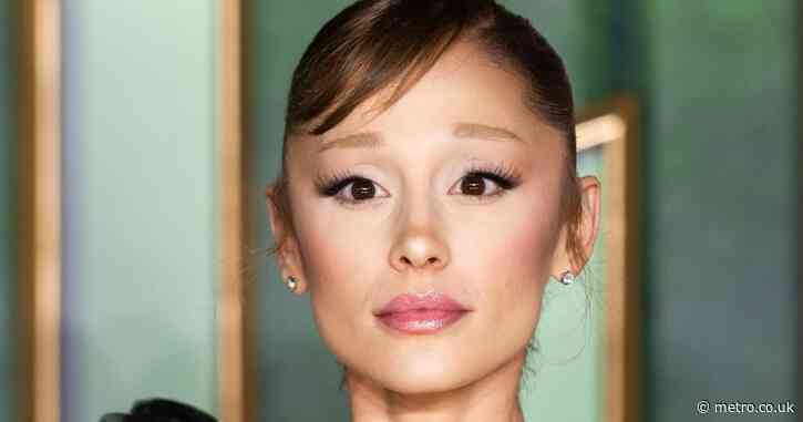 Ariana Grande ‘set to drop out of London musical after becoming oversubscribed’