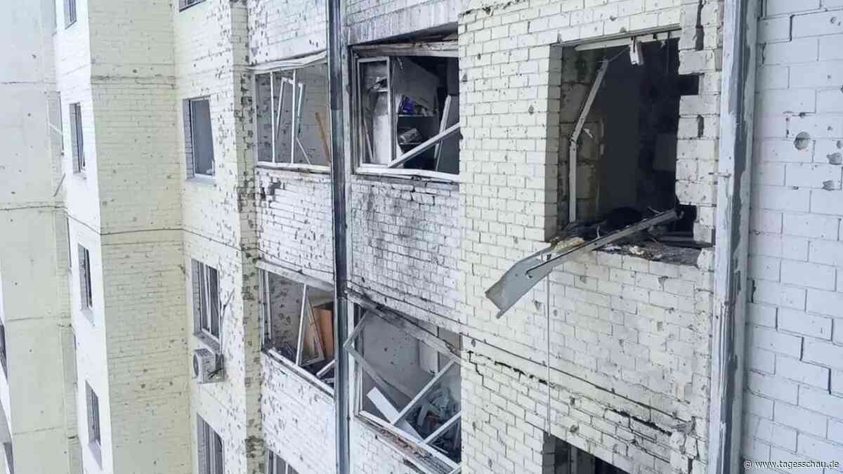 Ukrainische Drohnen treffen Industrieanlagen und Wohnhaus in Russland