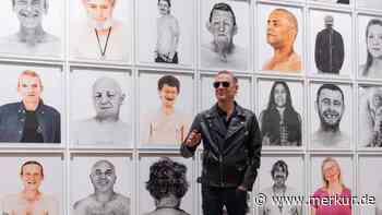 Was der Veteranentag bringen soll: Rockstar Bryan Adams eröffnet Ausstellung am Reichstag