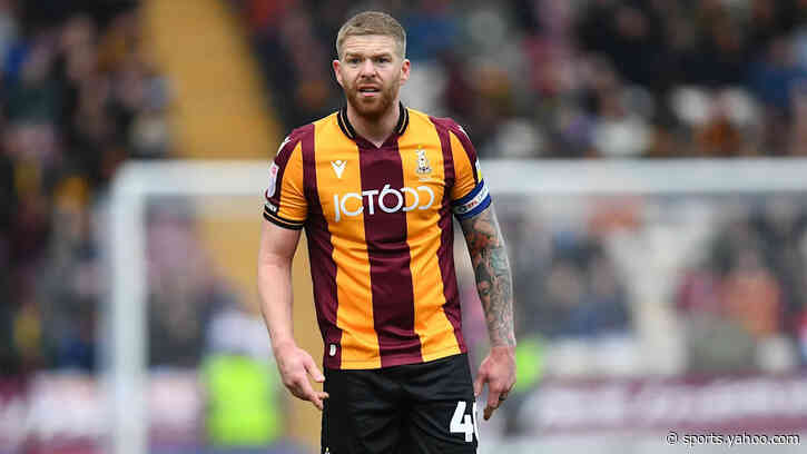 Clayton reunited with Clark at Hartlepool