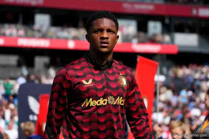 Givairo Read breaks long-held silence on Manchester City transfer talk after Robin van Persie blessing