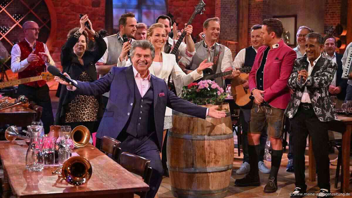 „Wir schauen bis zum bitteren Ende“: Gänsehaut-Moment im TV – Schlager-Legende rührt Kult-Moderator