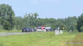 11 skydivers, pilot killed after plane crashes south of Kansas City