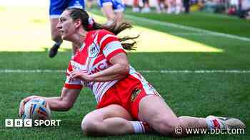 Ten-try St Helens beat Featherstone to go top