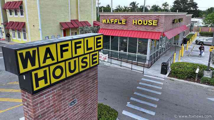 World Cup fans fall in love with American culture, comfort food classics