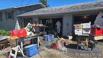 'It's a godsend': Minitonas residents grateful as volunteers help them clean up after flooding
