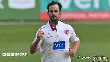 Gregory's four wickets put Somerset on top at Notts