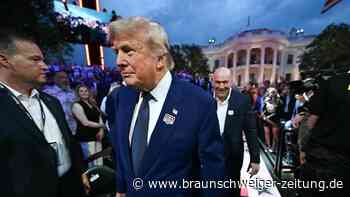 Käfigkampf-Zuschauer singen Trump „Happy Birthday“ zum 80. Geburtstag