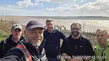 Hull family's 'walk of all walks' for cousin, 46, with terminal cancer