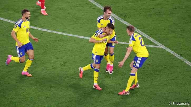 World Cup: Sweden crush Tunisia 5-1