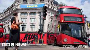 Council fury over TfL's Oxford Street 'stitch-up'