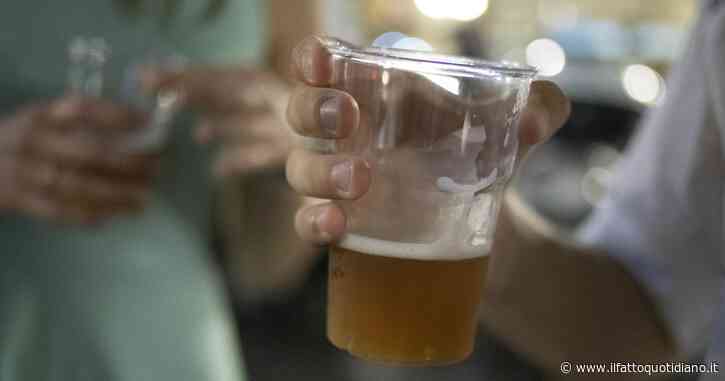 La pubblicità che esalta l’alcol dovrebbe essere vietata