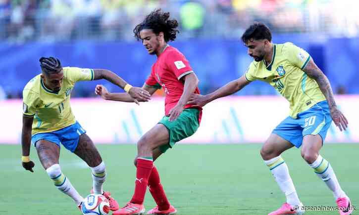 Arsenal-linked midfielder finally addresses transfer links