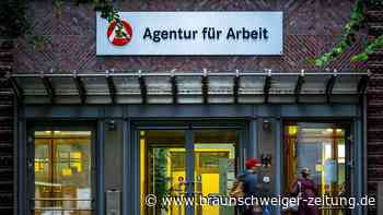 Jung, studiert, arbeitslos: Politiker vergraulen uns – und Arbeitgeber auch