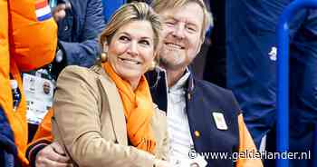 Willem-Alexander en Máxima kijken met Japans keizerspaar naar WK-wedstrijd