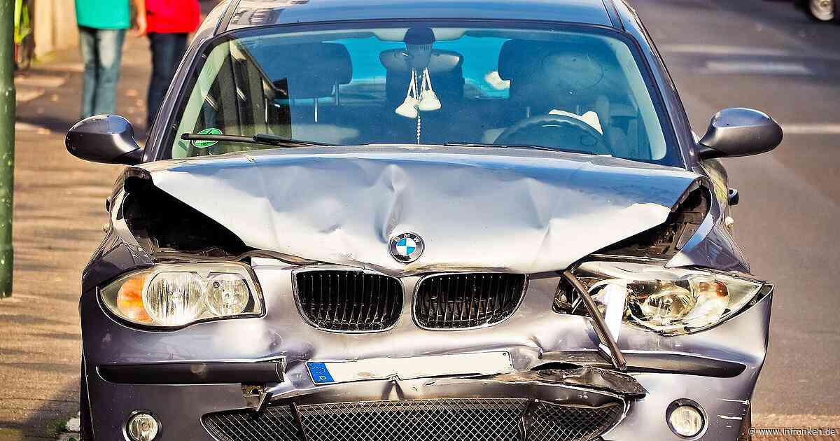 Kreis Lichtenfels: Schwerverletzte bei Unfall - Fahrerin in Krankenhaus gebracht