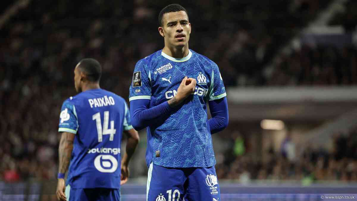 Transfer rumors, news: Roma to move for ex-Man Uni...