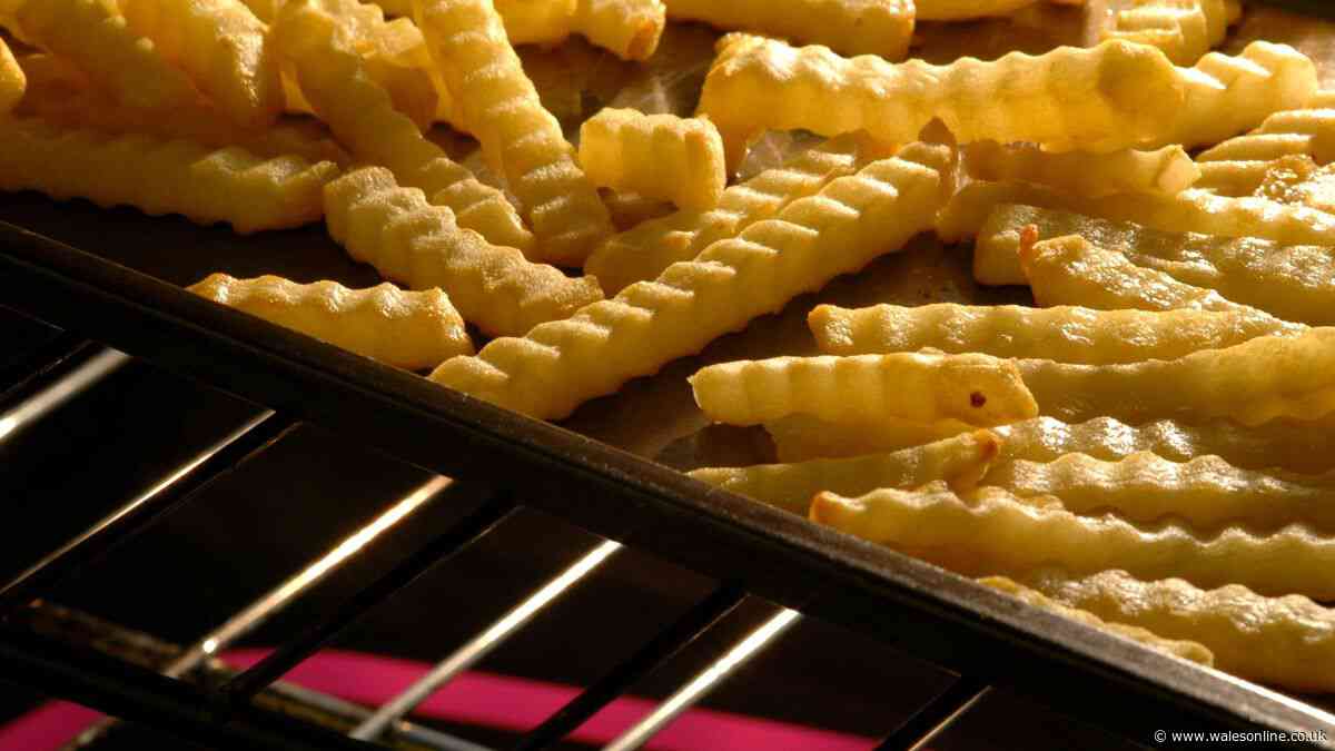 Chef says frozen chips will be tastier if you avoid 'biggest' oven mistake