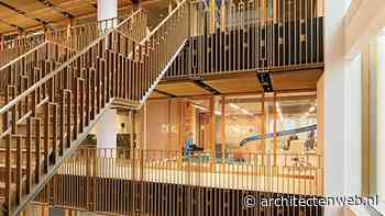 Eiken detail voor open Groot Handelshuis