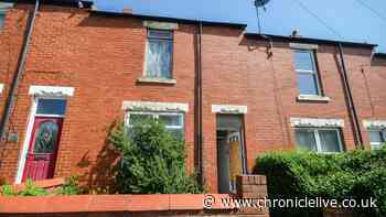 Video footage inside Newcastle doer-upper home with £1,000 auction starting bid
