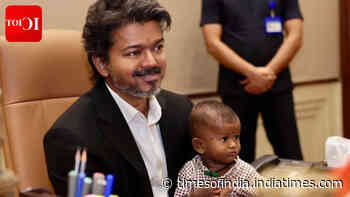 Video - TN CM Vijay’s cutest moment of the day
