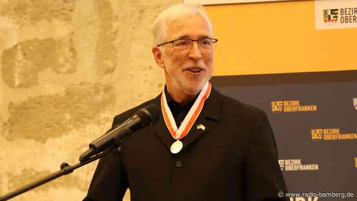 Streit um Auszeichnung: Kritik an Bezirksmedaille für Michael Genniges