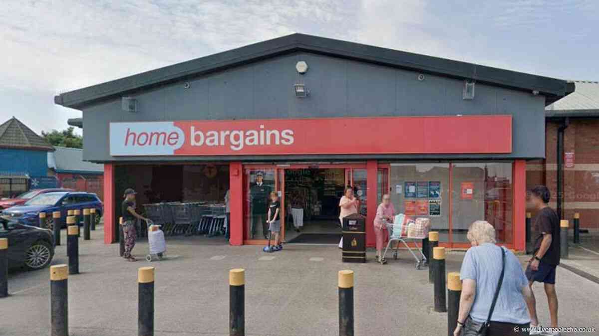 'Any room looks chic' with £5 Home Bargains set similar to pricier B&Q version