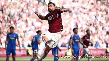 West Ham chief makes transfer statement as Everton linked with new player from relegated club
