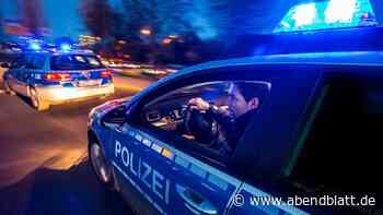 Messerangriff auf 27-Jährigen: Polizei sucht jugendlichen Räuber mit „Gucci“-Cap