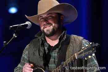 Tyler Farr Suffers a 'Severe Concussion' in Vehicle Crash
