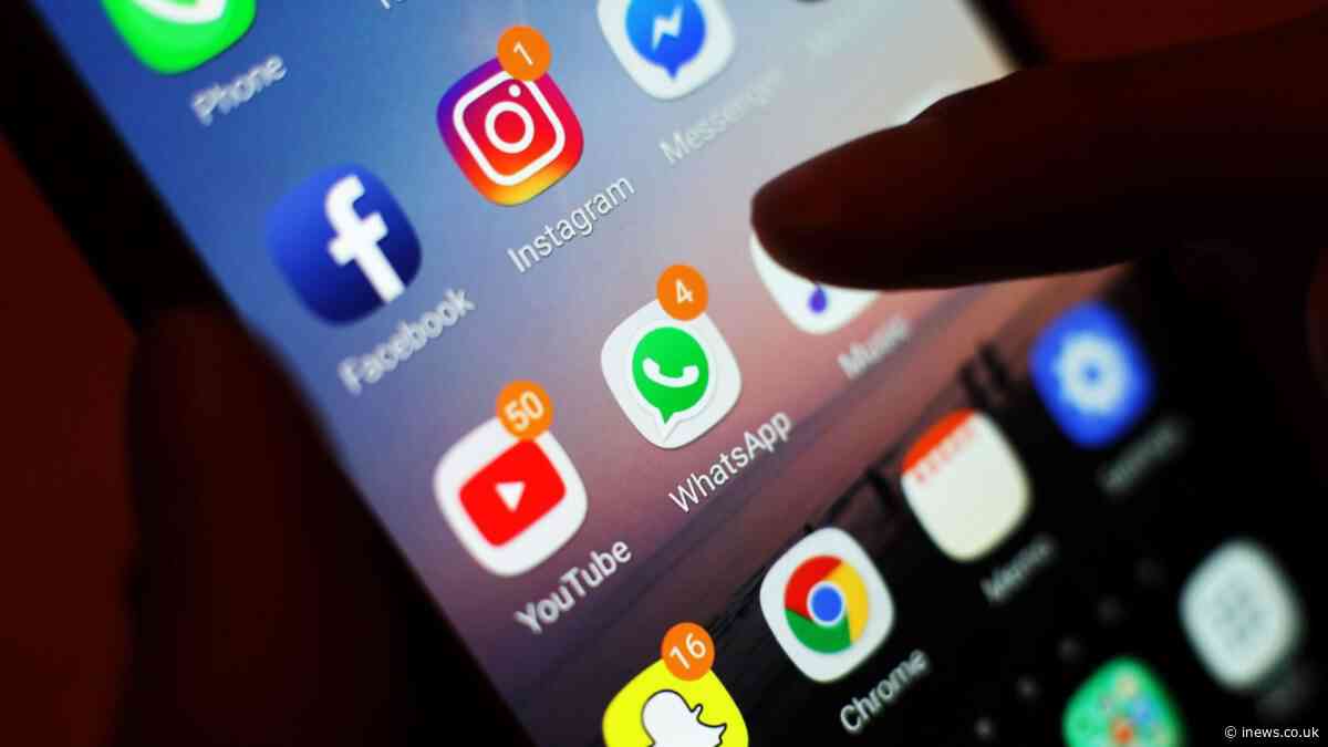 All the unanswered questions as Starmer bans under-16s from social media